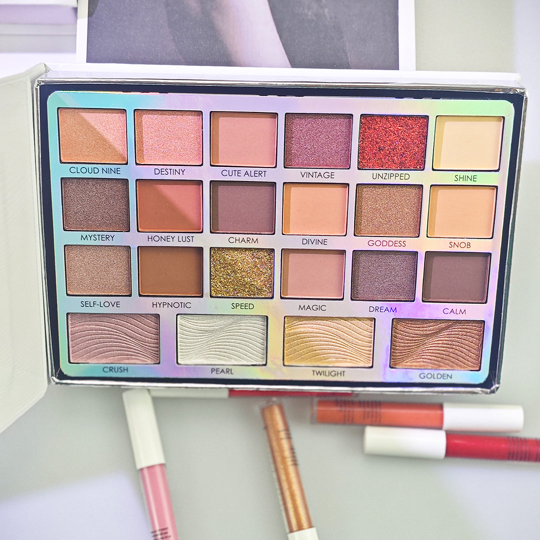 22Pc Face & Eye Palette | 16 Eyeshadows + 2 Glitter Shadows + 1 Blush + 3 Highlighters | Richly Pigmented, Luxuriously Silky-Blendable | Skin-Tone-Flattering for Sun-Kissed Natural & Everyday Glam | NY-Inspired Edgy Chic Beauty